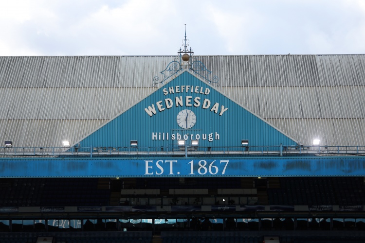 谢周三收购案接近完成 EFL与收购方会面顺利