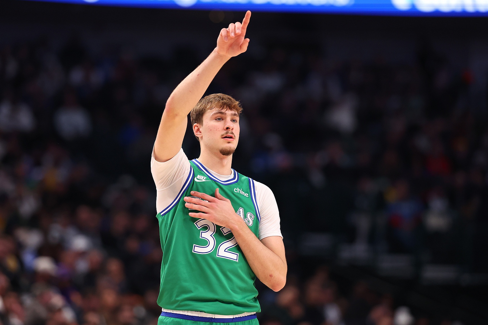 弗拉格与克尼佩尔最佳新秀之争 数据与角色深度剖析