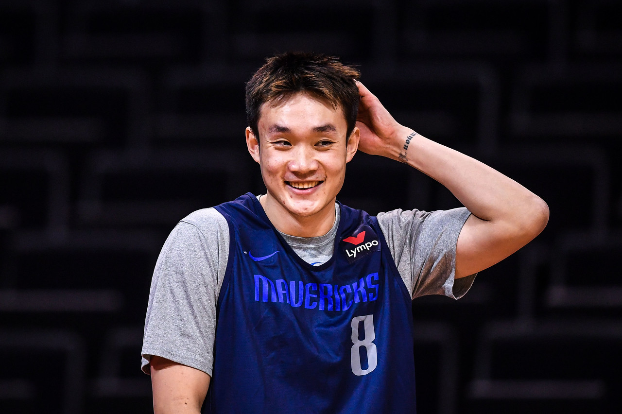 丁彦雨航自述NBA生存法则 为融入更衣室自费请英语老师