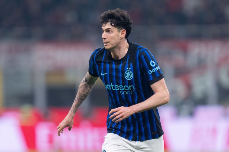 巴萨锁定夏窗头号目标 6000万欧估价直指巴斯托尼