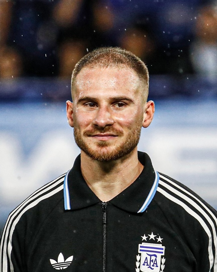 麦卡利斯特寸头亮相自曝脱发困扰 直言剃头为女儿