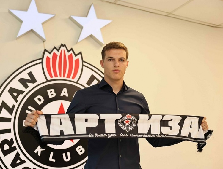 米兰敲定07级前锋科斯蒂奇 转会费350万欧含二次分成