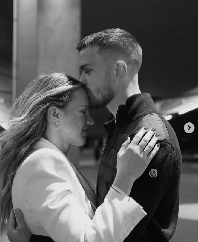 辽宁铁人外援瓦吉奇社媒宣布求婚成功