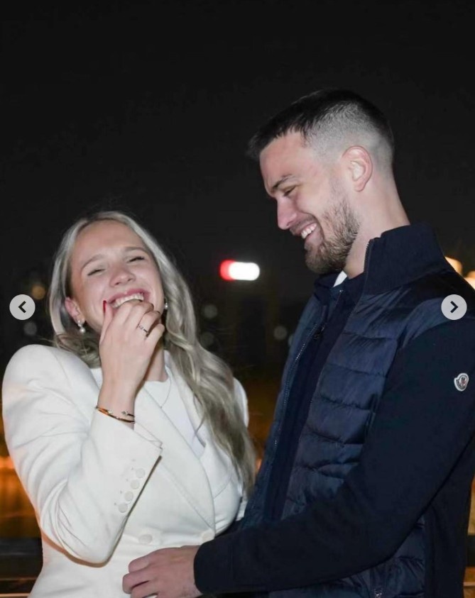 辽宁铁人外援瓦吉奇社媒宣布求婚成功