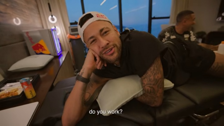 内马尔播客直面争议 自陈带伤出战与舆论重压