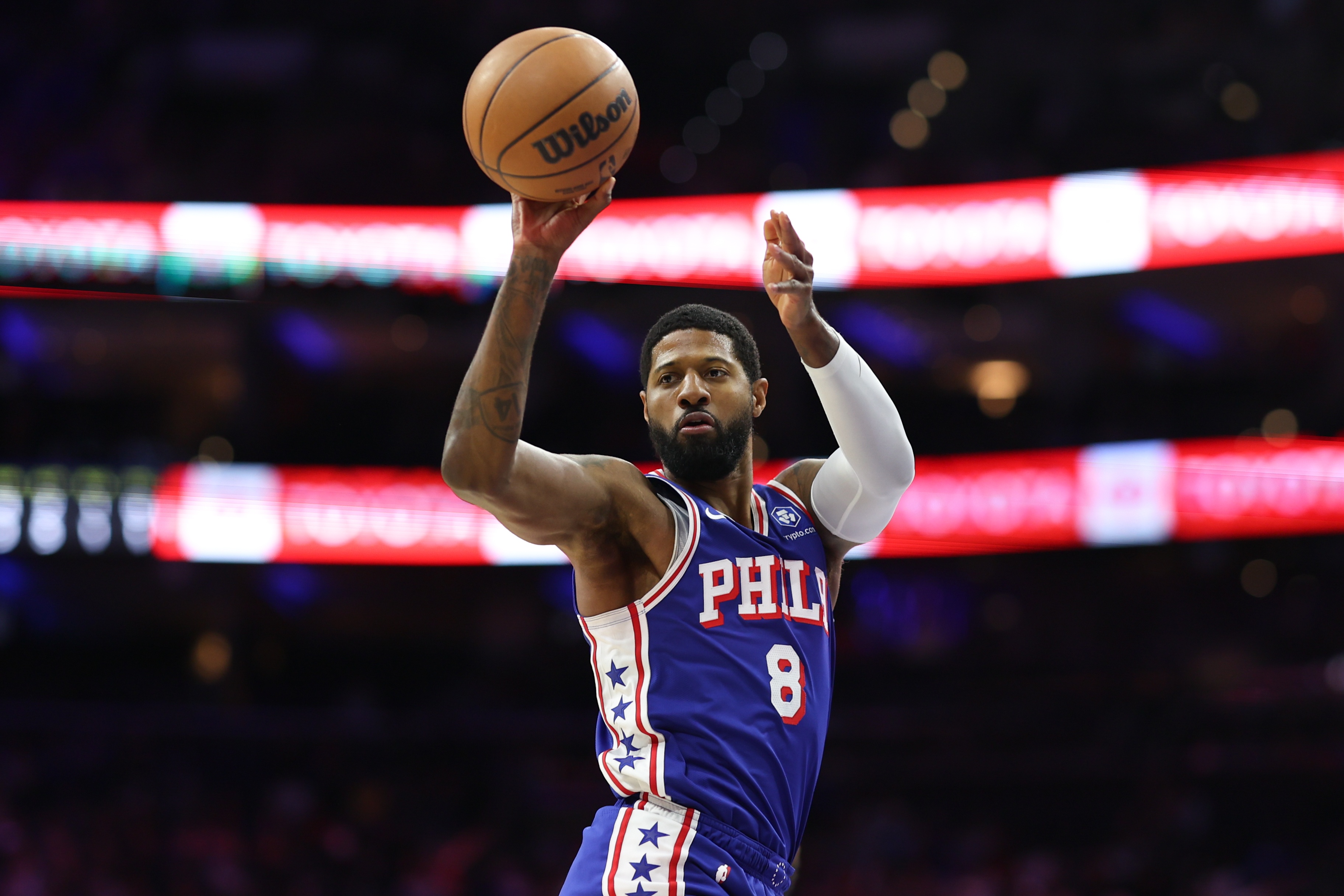 乔治首节高效11分难阻76人落后