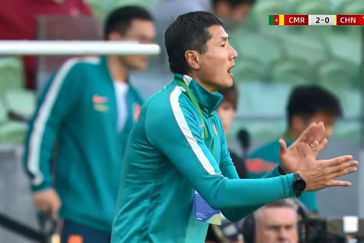 黄健翔评国足541阵型 开场八分钟丢两球引争议