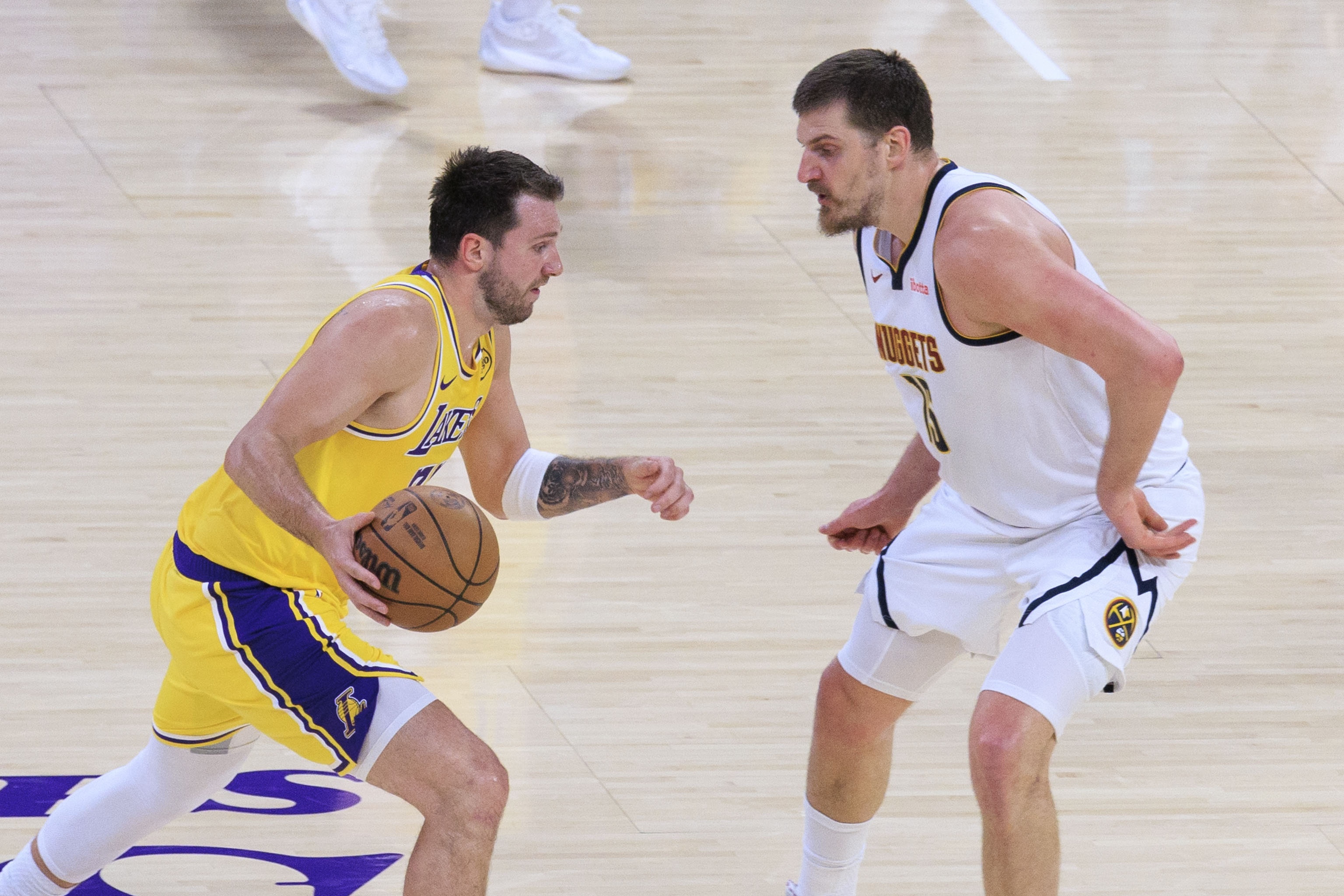 西部三号种子争夺白热化 湖矿狼火混战首轮或现雷勇对决 西部三号种子争夺白热化 湖矿狼火混战首轮或现雷勇对决