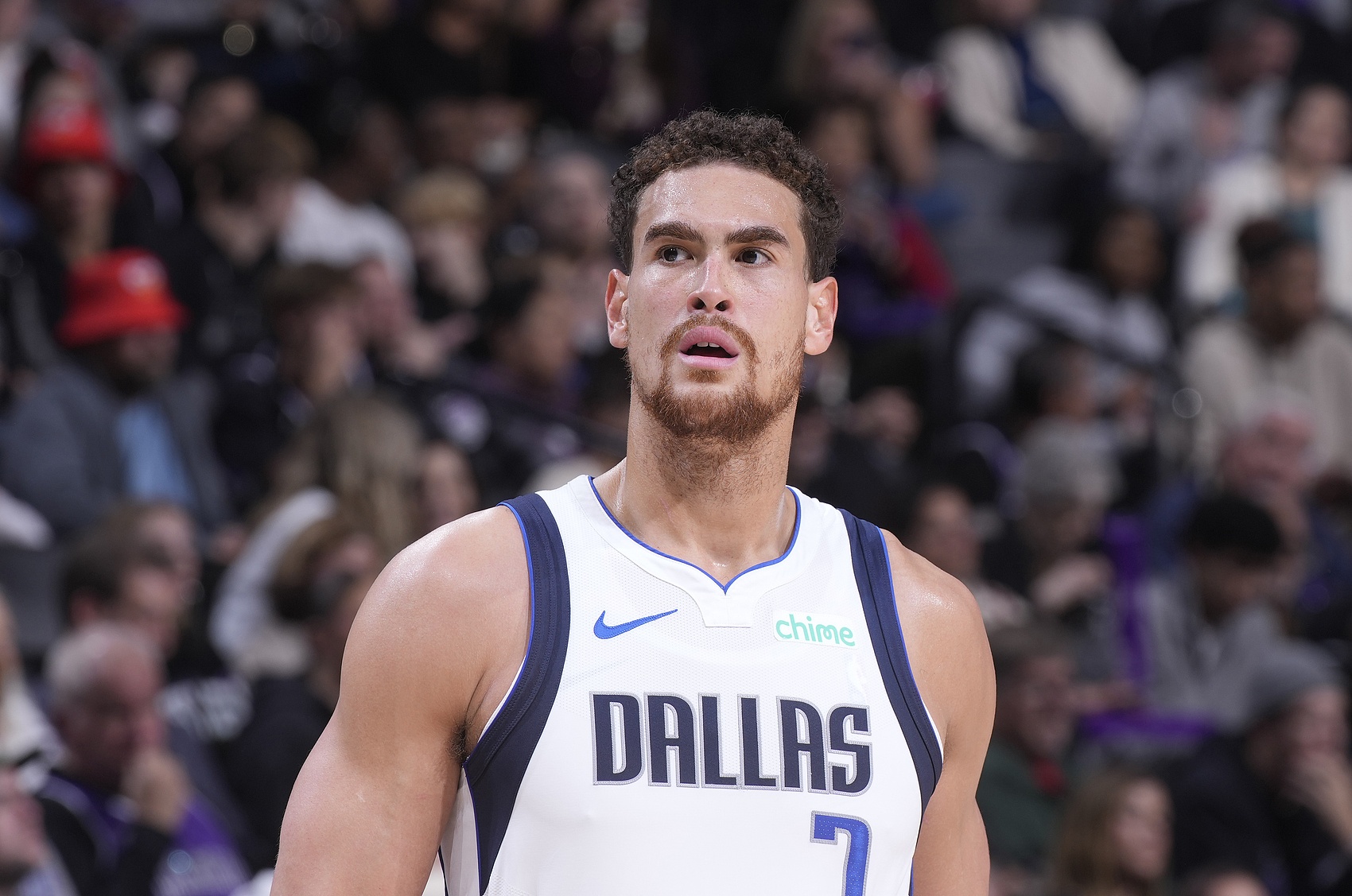 鲍威尔零出手罚球取9分 独行侠惨败森林狼