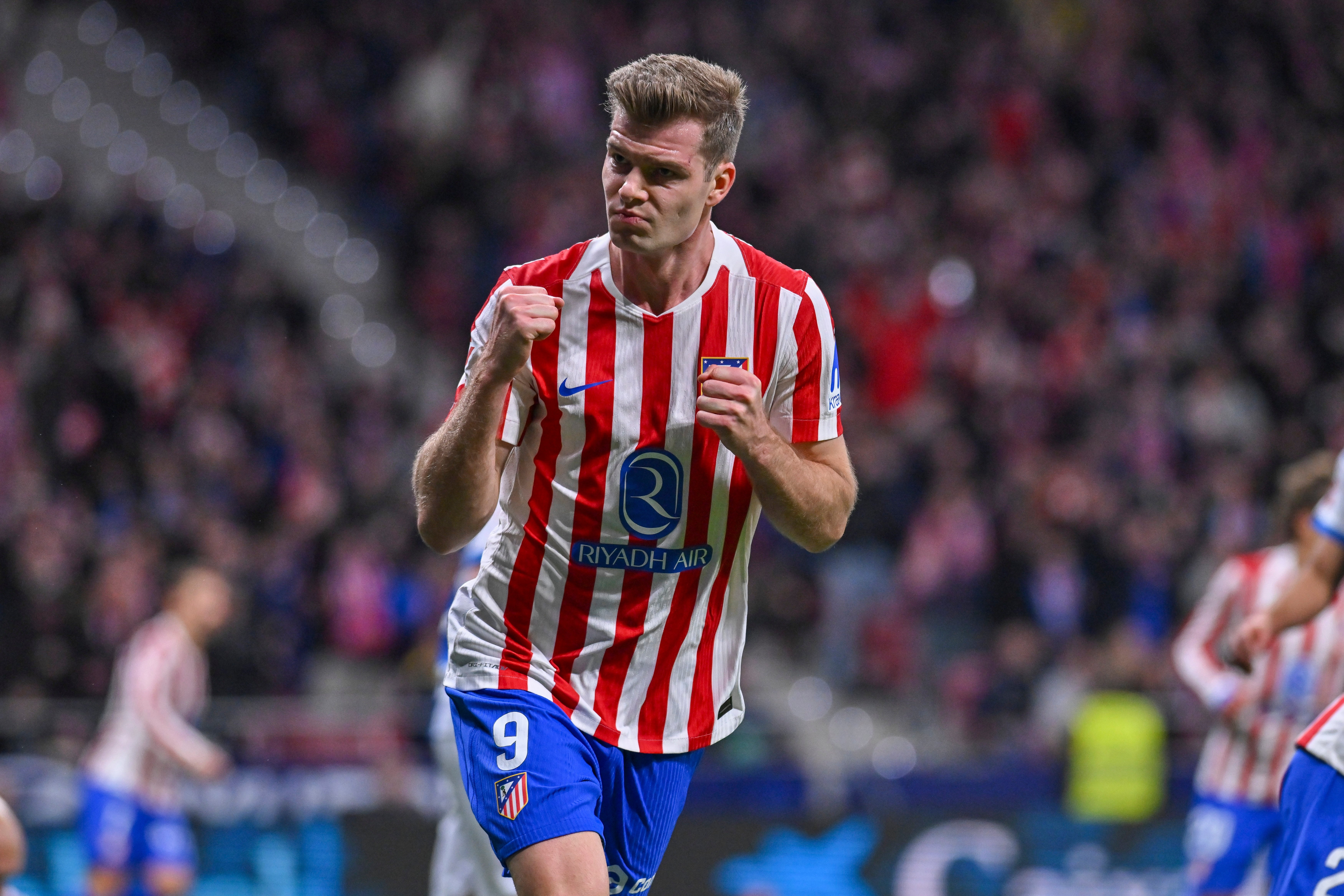 马竞锋线警报 瑟尔洛特头部受伤出战巴萨存疑