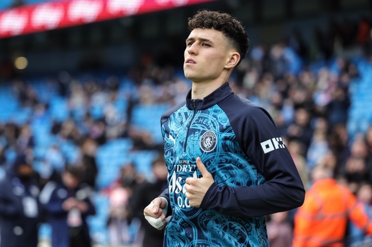 评论员凯利建议福登今夏离队 称其需改变环境以挽救职业生涯