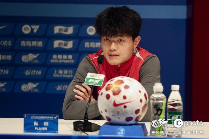 海港战前确认国脚全员归队 仅李新翔一人伤缺