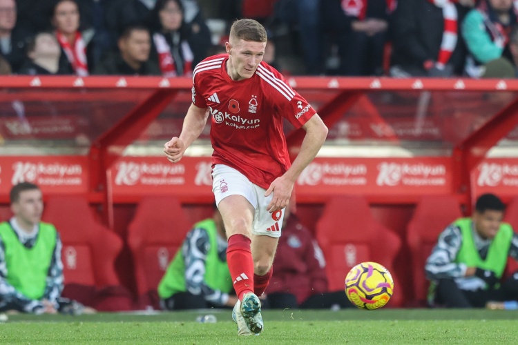 曼市双雄加速争夺安德森 世界杯前锁定交易规避溢价风险