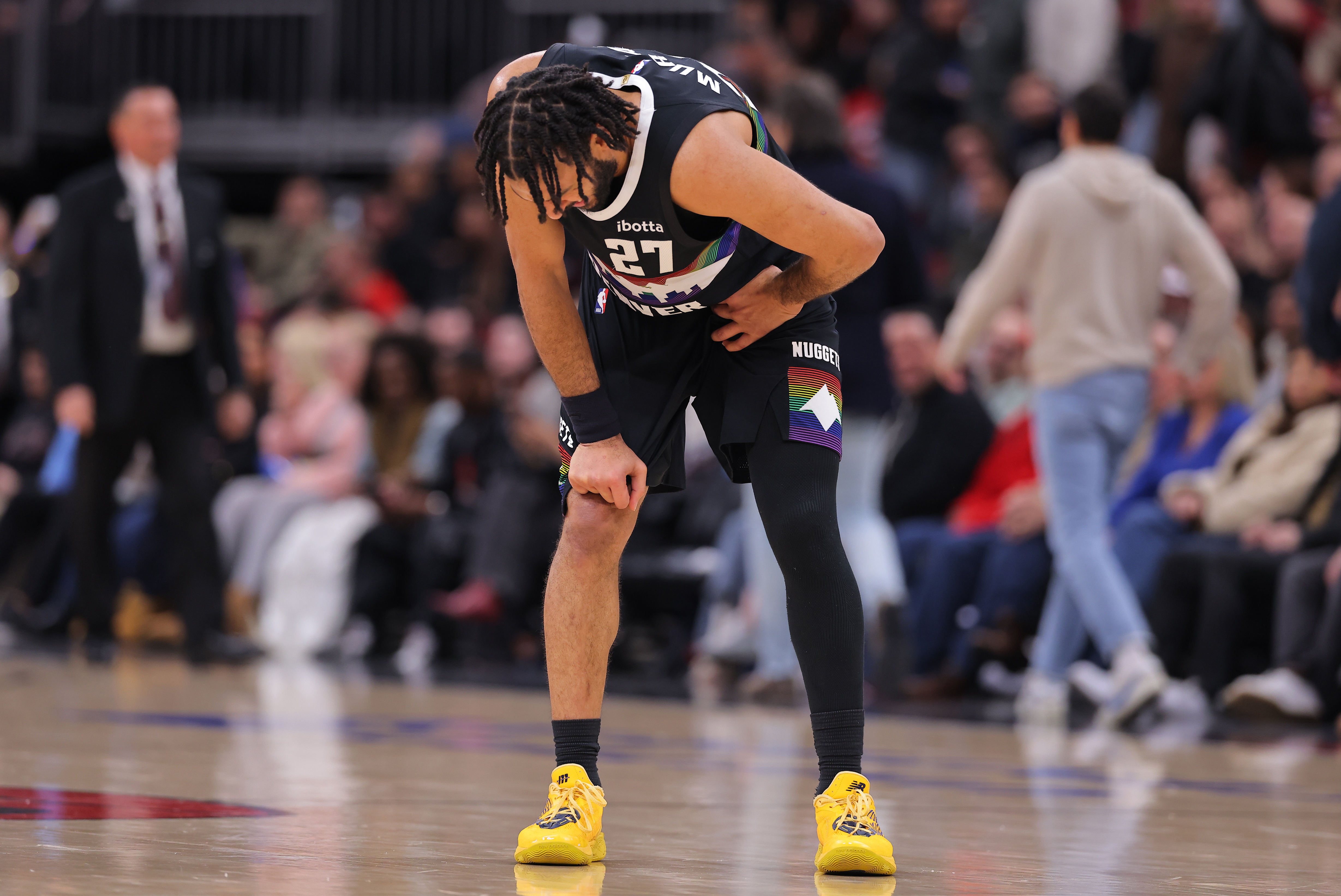 穆雷半场仅7分掘金落后马刺