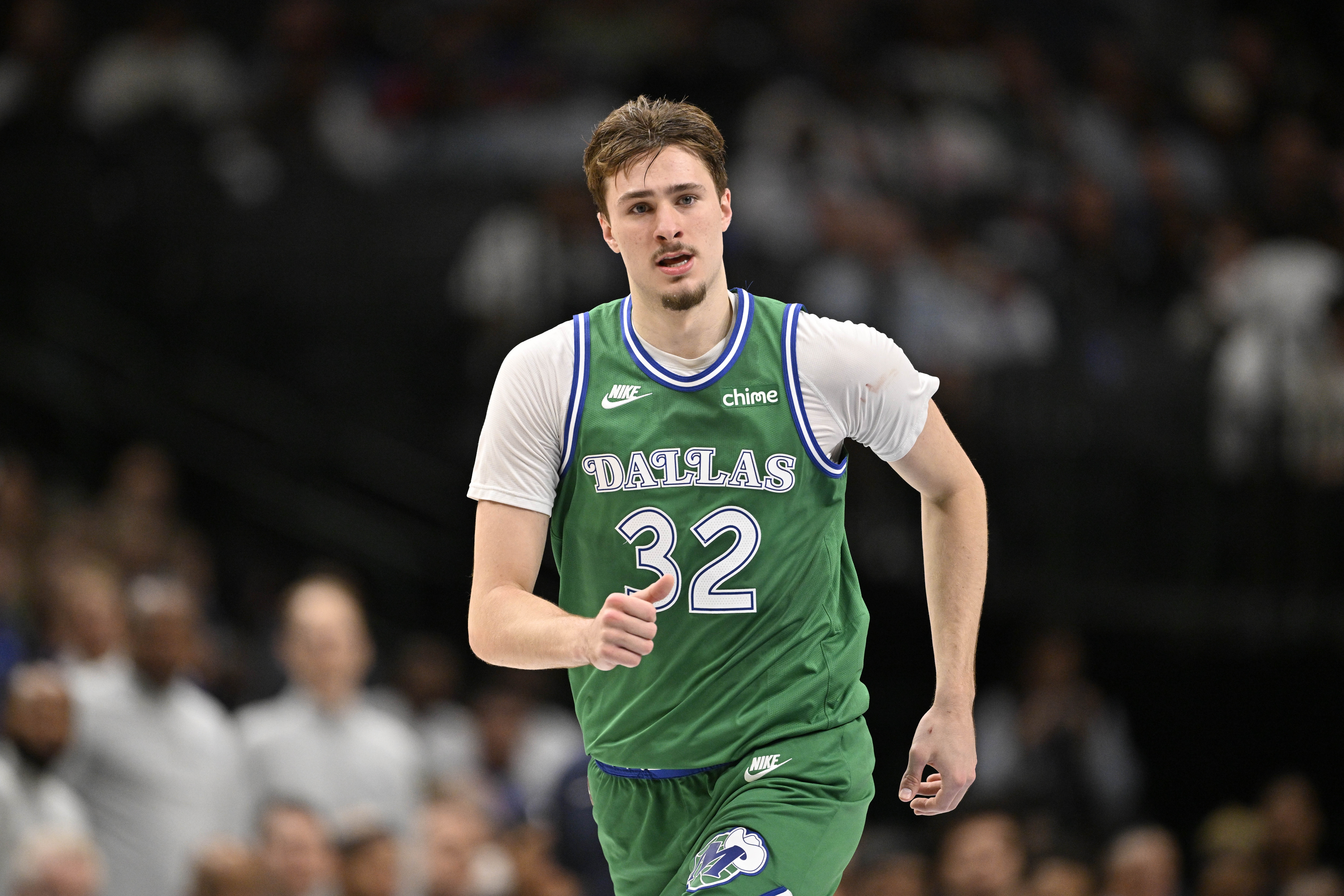 弗拉格五取30+5+5领跑新秀 青少年次数超东契奇仅次詹姆斯