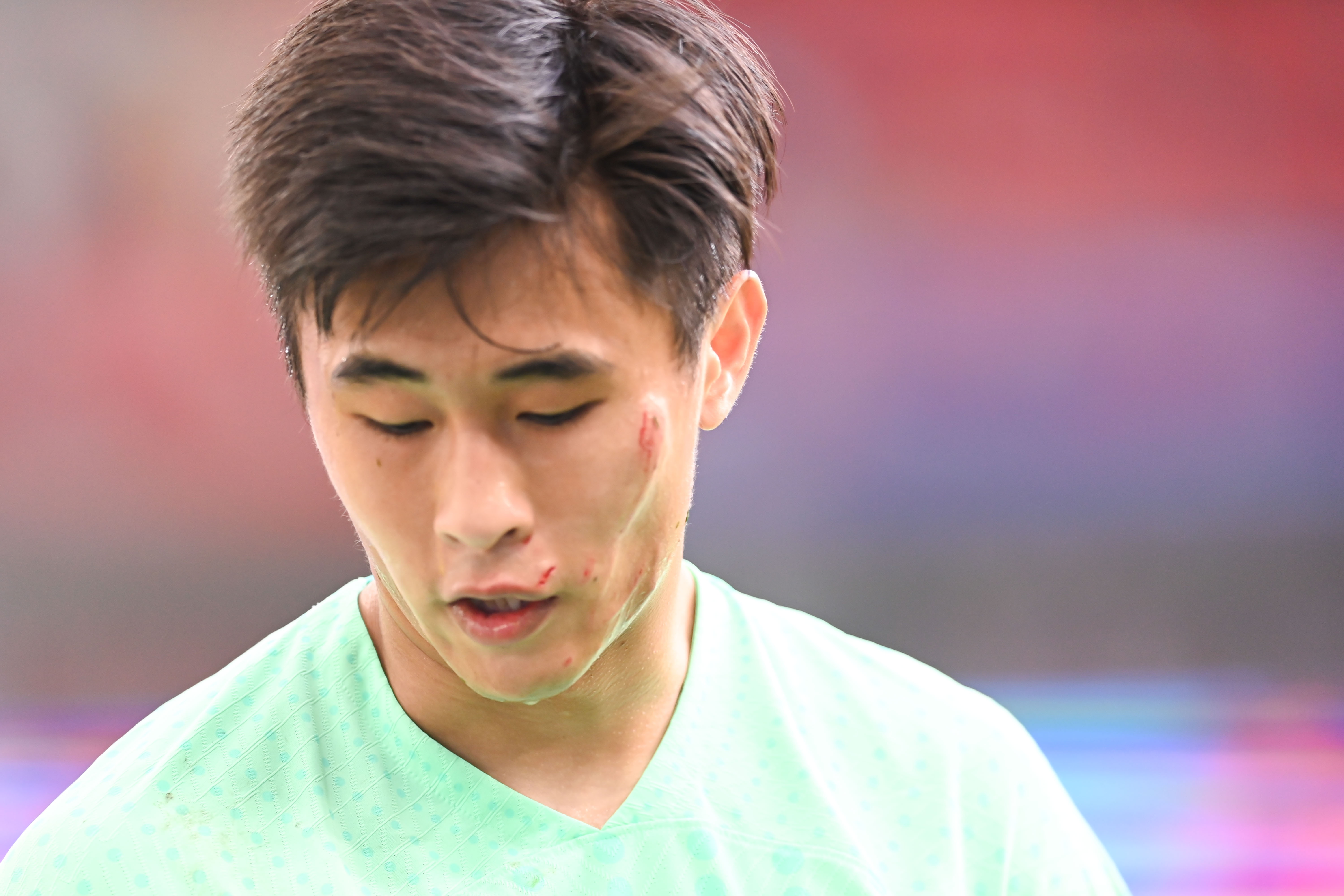 戴伟浚混采区玩梗回应 深圳新鹏城五球大胜三镇