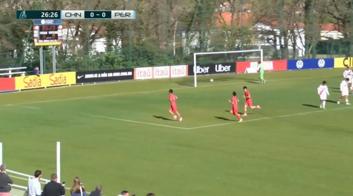 刘凯源弧线低射破僵局 U16国足蒙太古杯领先秘鲁 刘凯源弧线低射破僵局 U16国足蒙太古杯领先秘鲁