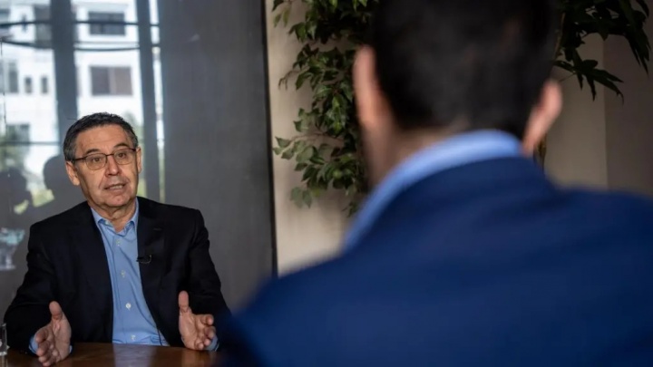 巴托梅乌回应天价引援争议 称内马尔离队是根源 库鸟曾获一致认可 巴托梅乌回应天价引援争议 称内马尔离队是根源 库鸟曾获一致认可