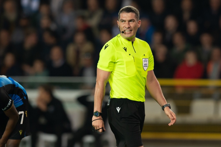 巴萨马竞欧冠裁判组确定 罗马尼亚主裁科瓦奇执法诺坎普