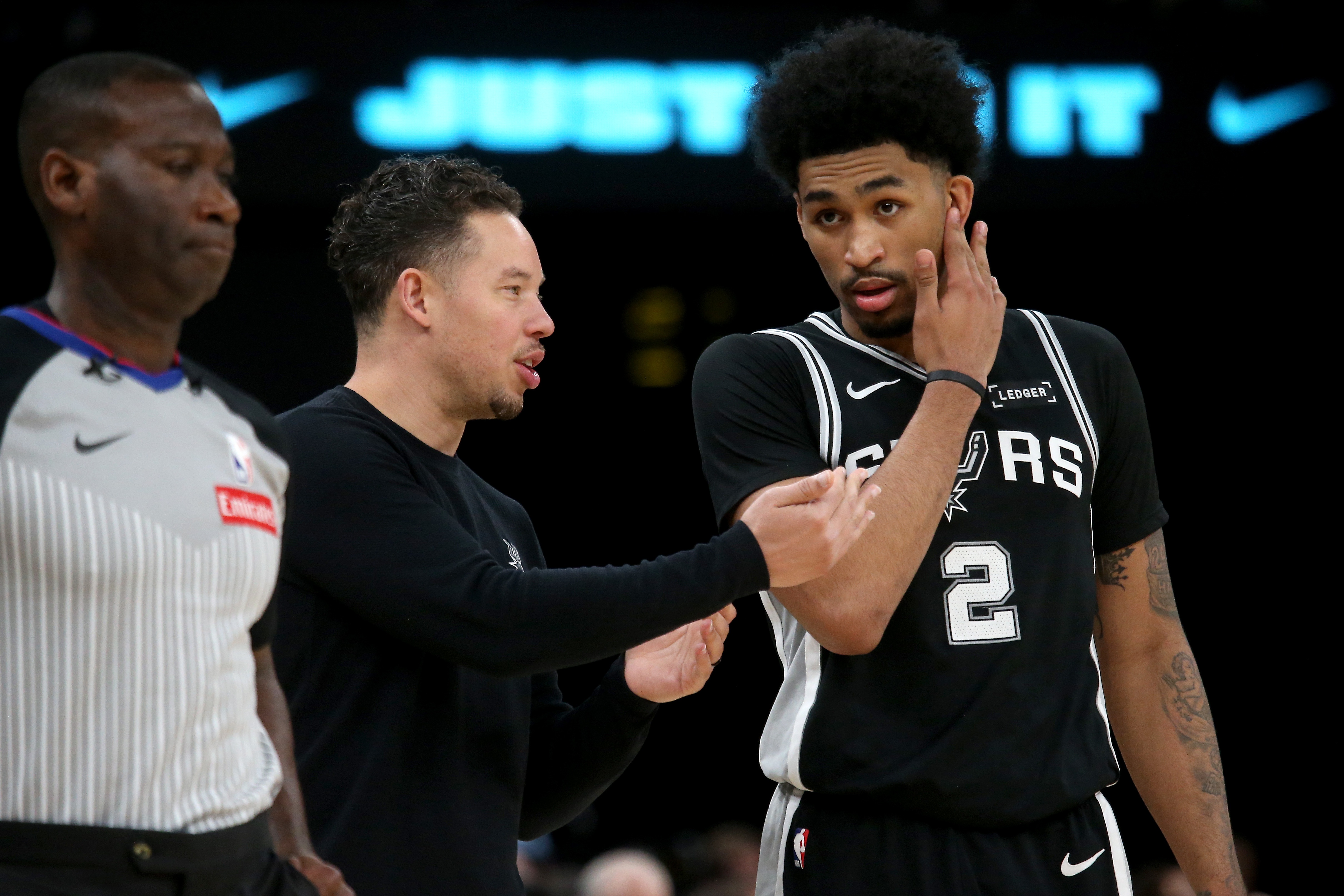 米奇谈哈珀破墙 天赋兑现趋于稳定