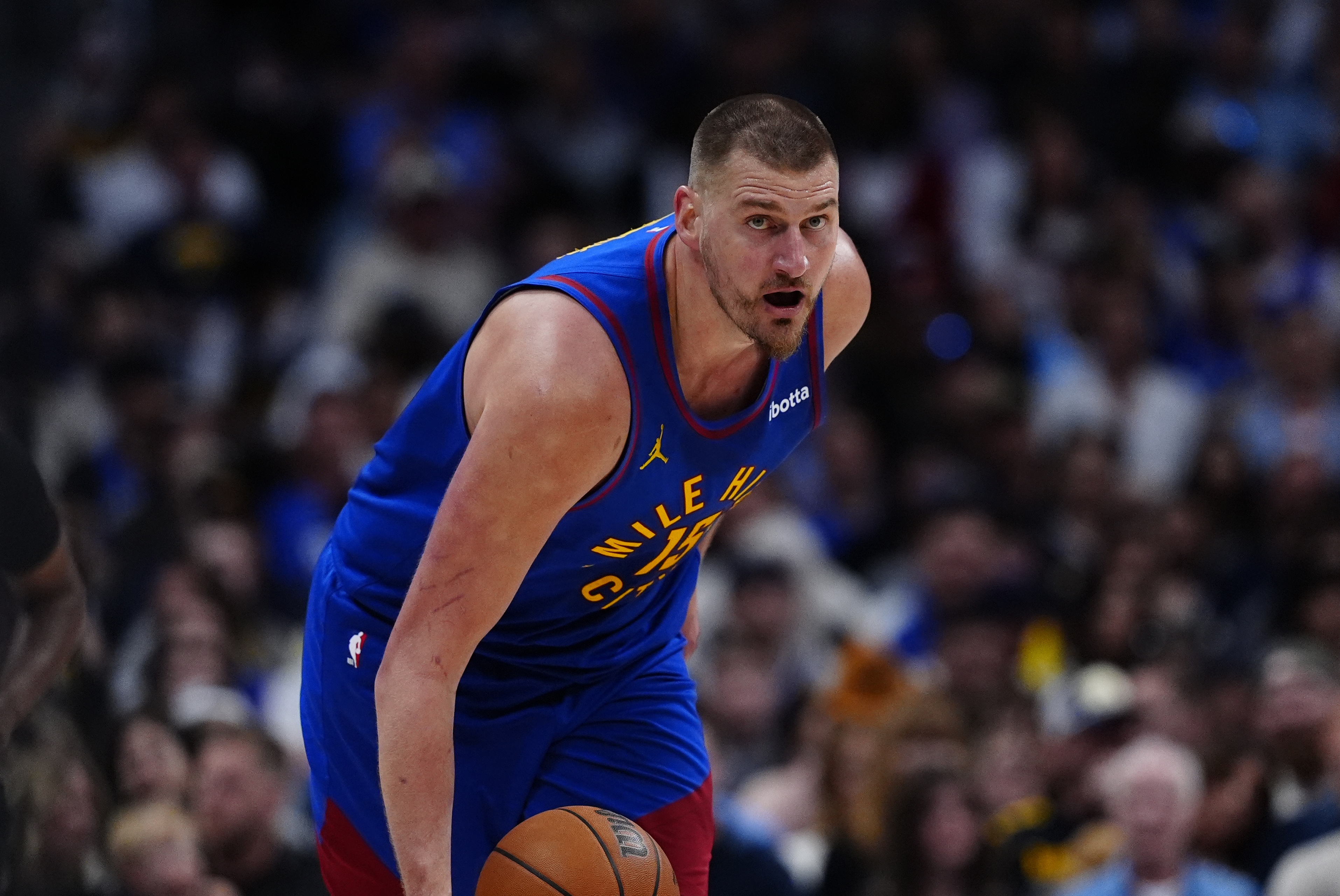 约基奇43分钟轰35+14+13+5断 赛后谈放松只等好天气