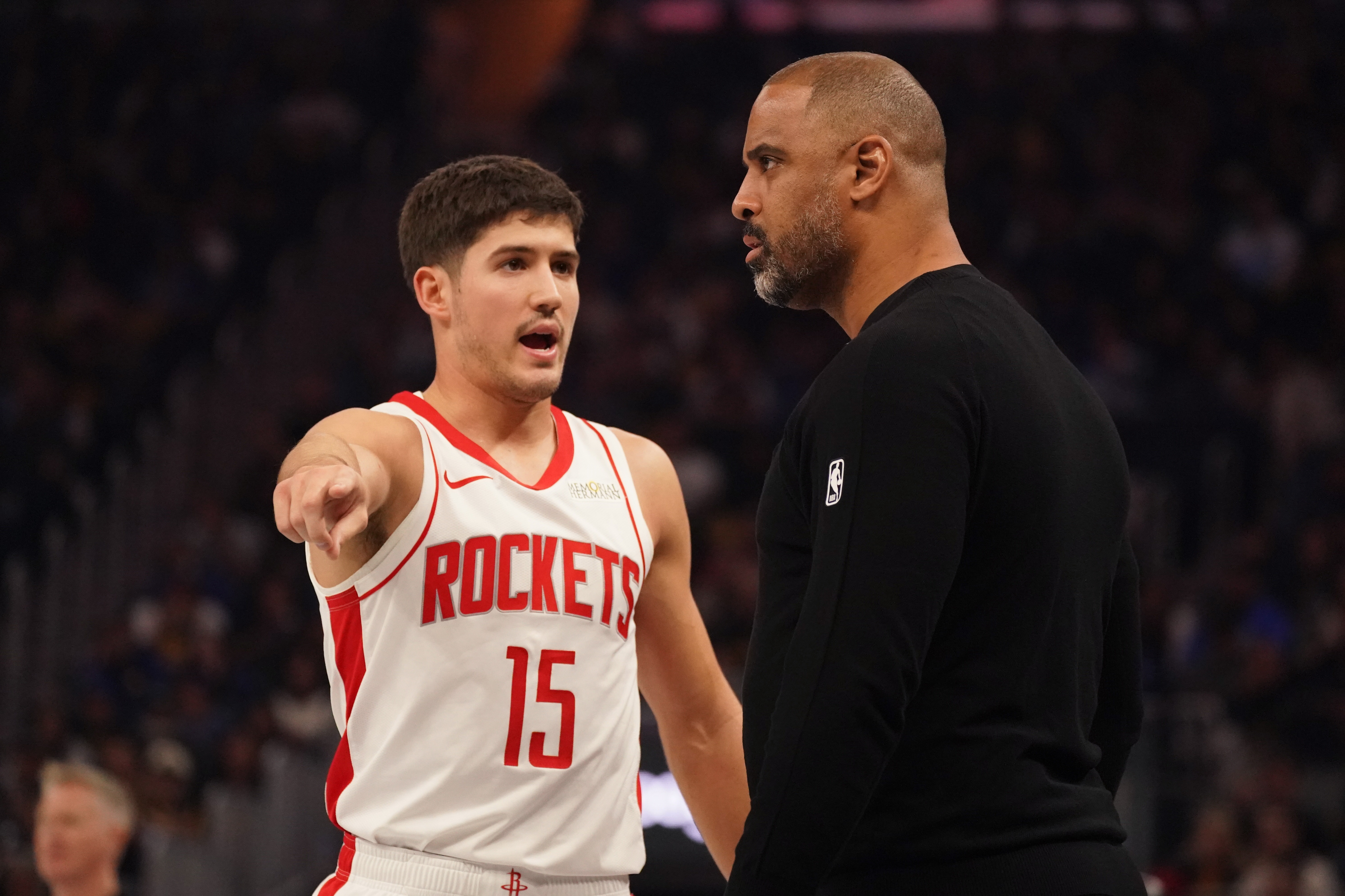 香波特点出火箭季后赛命门 缺乏经验控卫成最大隐忧