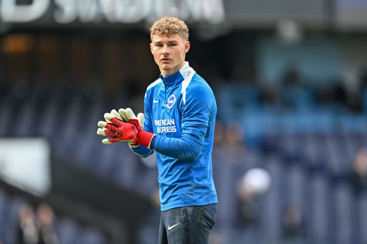 六家英超球会考察布莱顿外租门将拉什沃斯 纽卡派球探现场观战