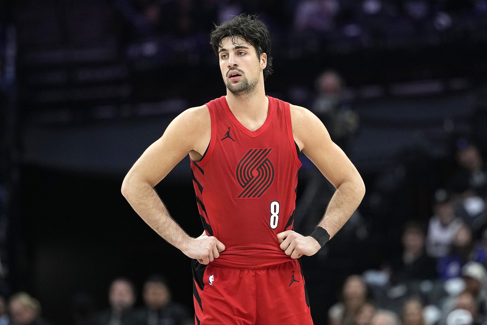 阿夫迪亚半场15分4助难掩5失误 开拓者落后马刺10分 阿夫迪亚半场15分4助难掩5失误 开拓者落后马刺10分