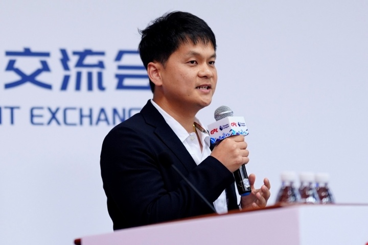 中英青训二次对话北京举行 英超专家团携默特萨克等分享实战经验 中英青训二次对话北京举行 英超专家团携默特萨克等分享实战经验