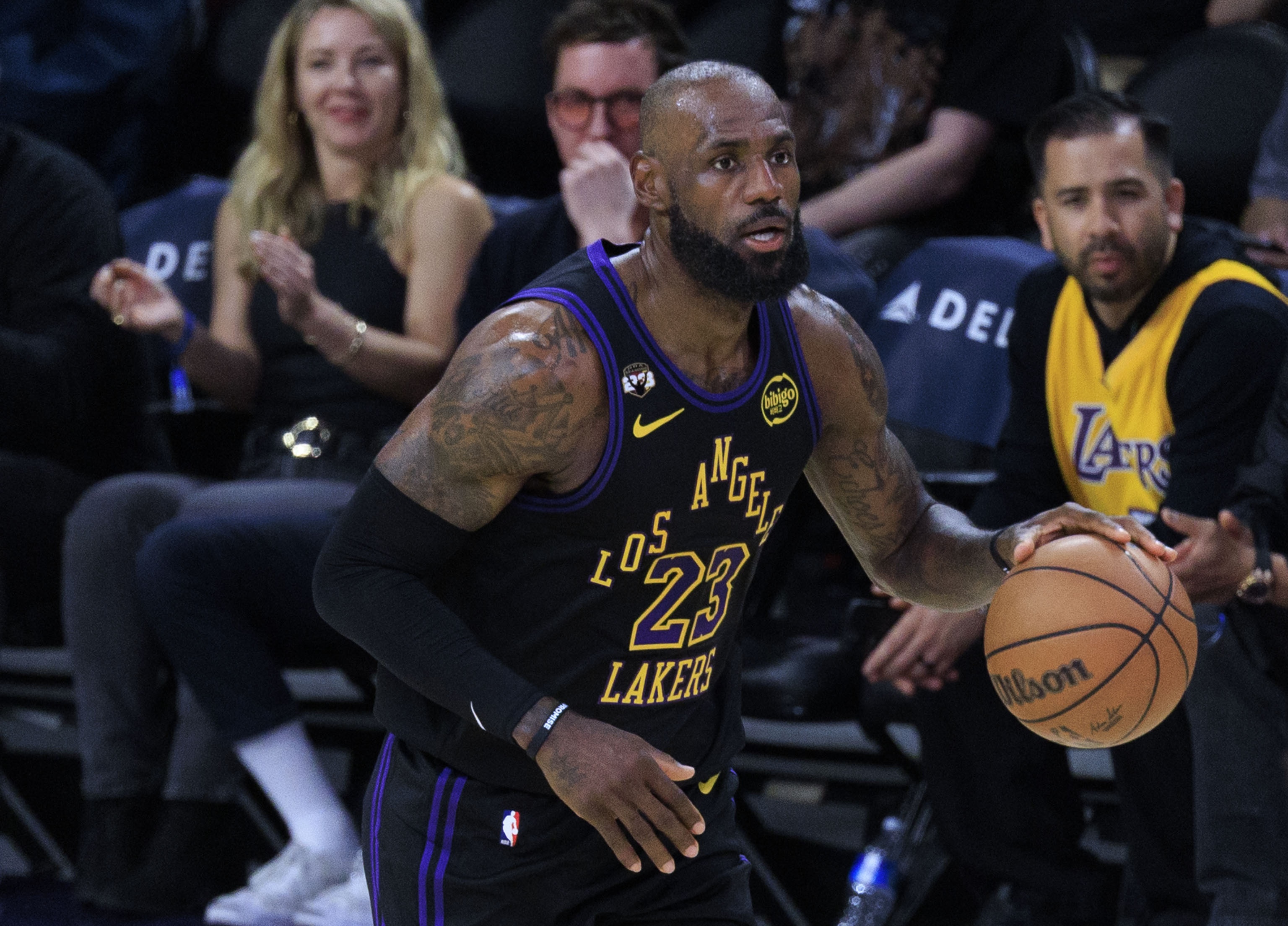 无眉无东詹皇数据曝光 近两季独自带队胜率超七成