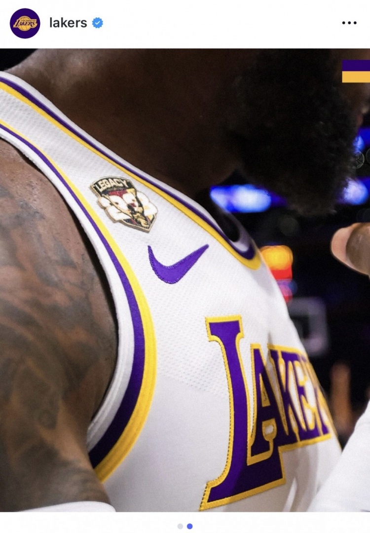 詹姆斯常规赛收官战身披纪念补丁球衣 转发社媒致敬生涯第23季