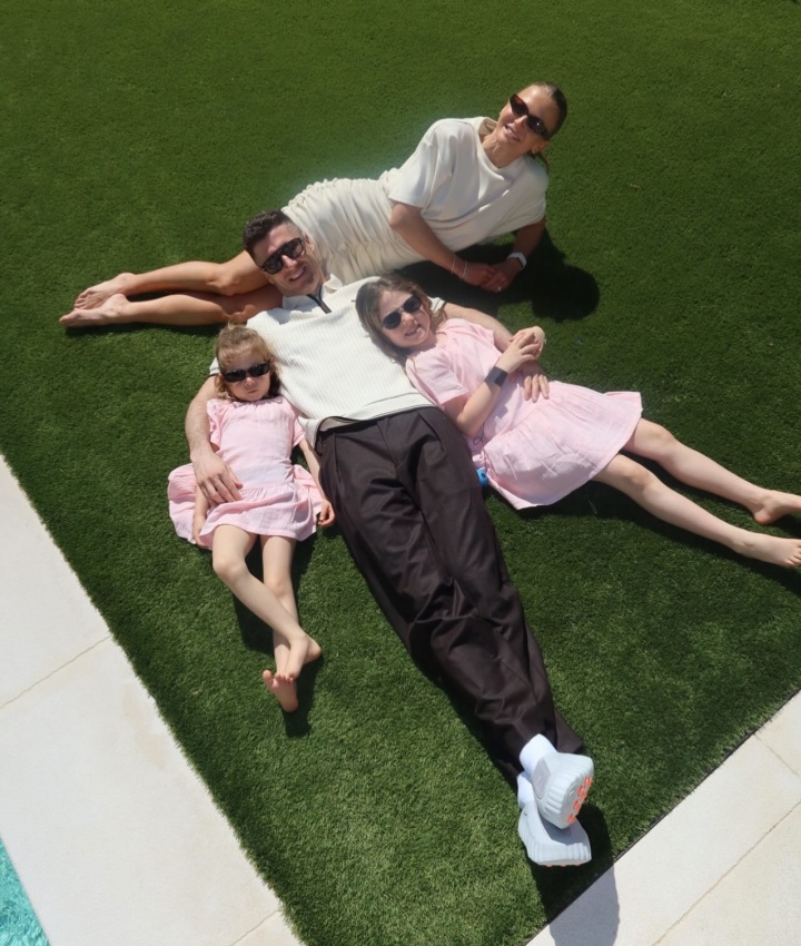 体坛周报资讯:恩德里克将为人父 蒂亚戈迎35岁生日 贝克汉姆携家出席球场揭幕