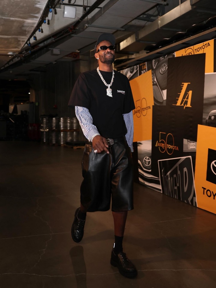 艾顿社媒总结常规赛征程 表态季后赛工作未结束 艾顿社媒总结常规赛征程 表态季后赛工作未结束