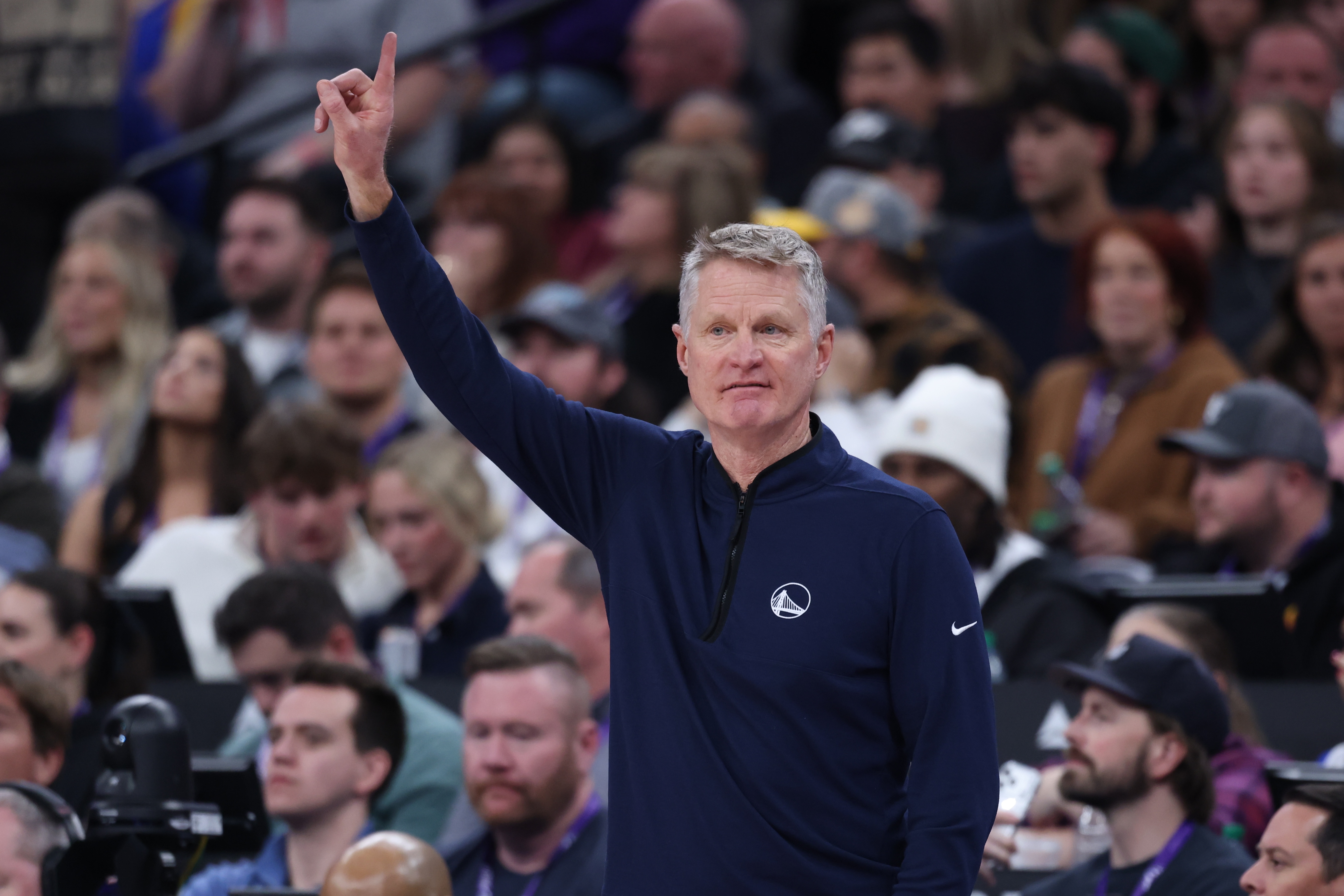 库里35分导演13分逆转 勇士淘汰快船保留季后赛火种 库里35分导演13分逆转 勇士淘汰快船保留季后赛火种