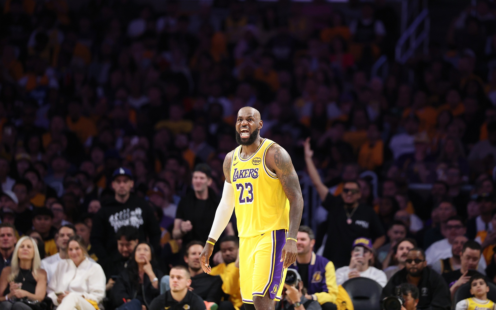 詹姆斯谈G1取胜模式：别无选择 全员皆兵填补火力空缺