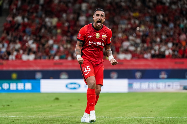 莱昂纳多恢复进展顺利 海港伤病潮下客平泰山展现战术韧性