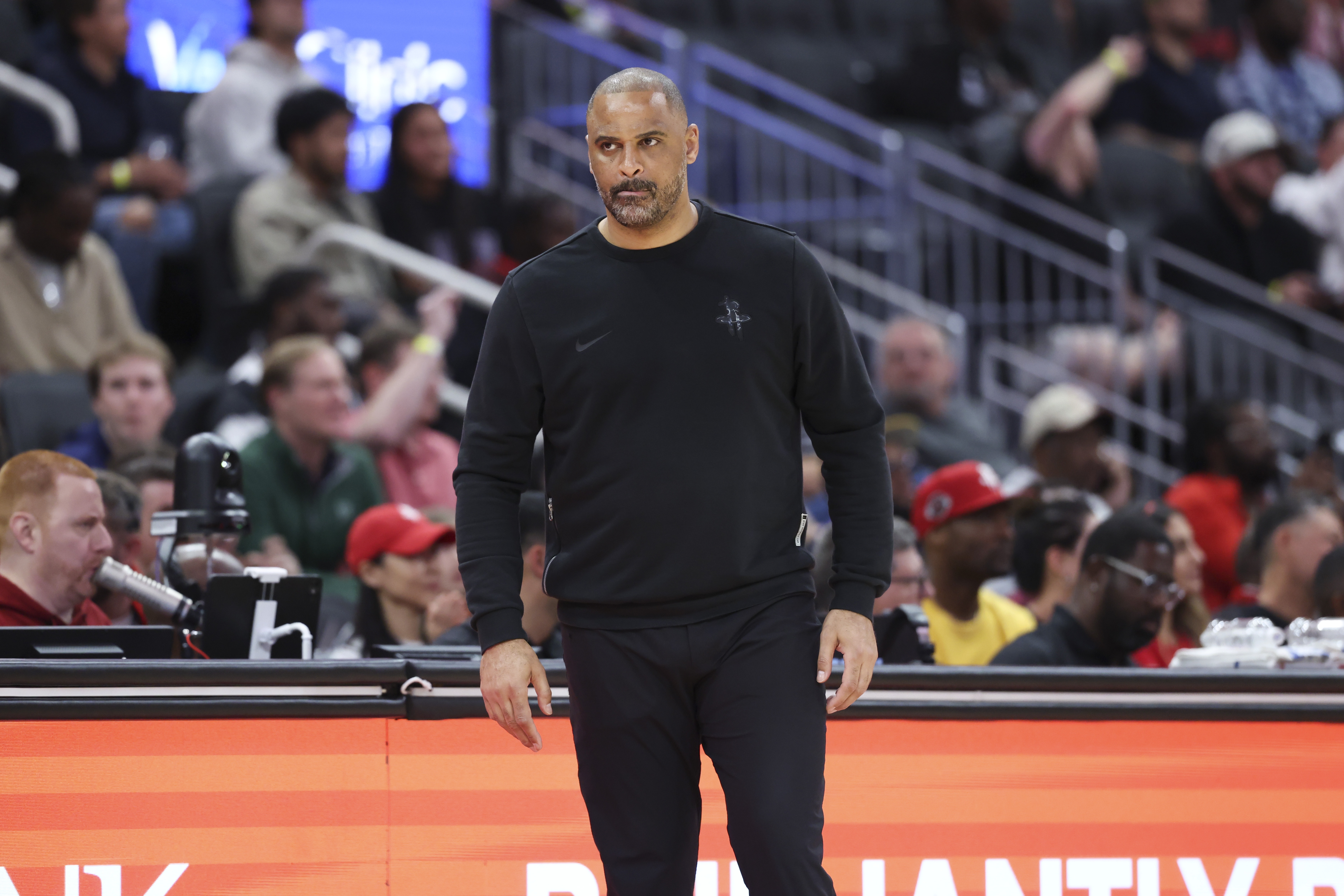 香波特直指火箭破包夹困境 称全队应对失据茫然