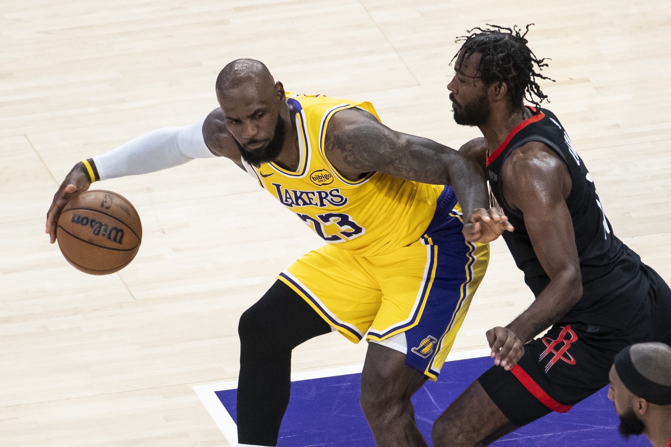 火箭G4主场19分大胜 系列赛G5移师洛杉矶