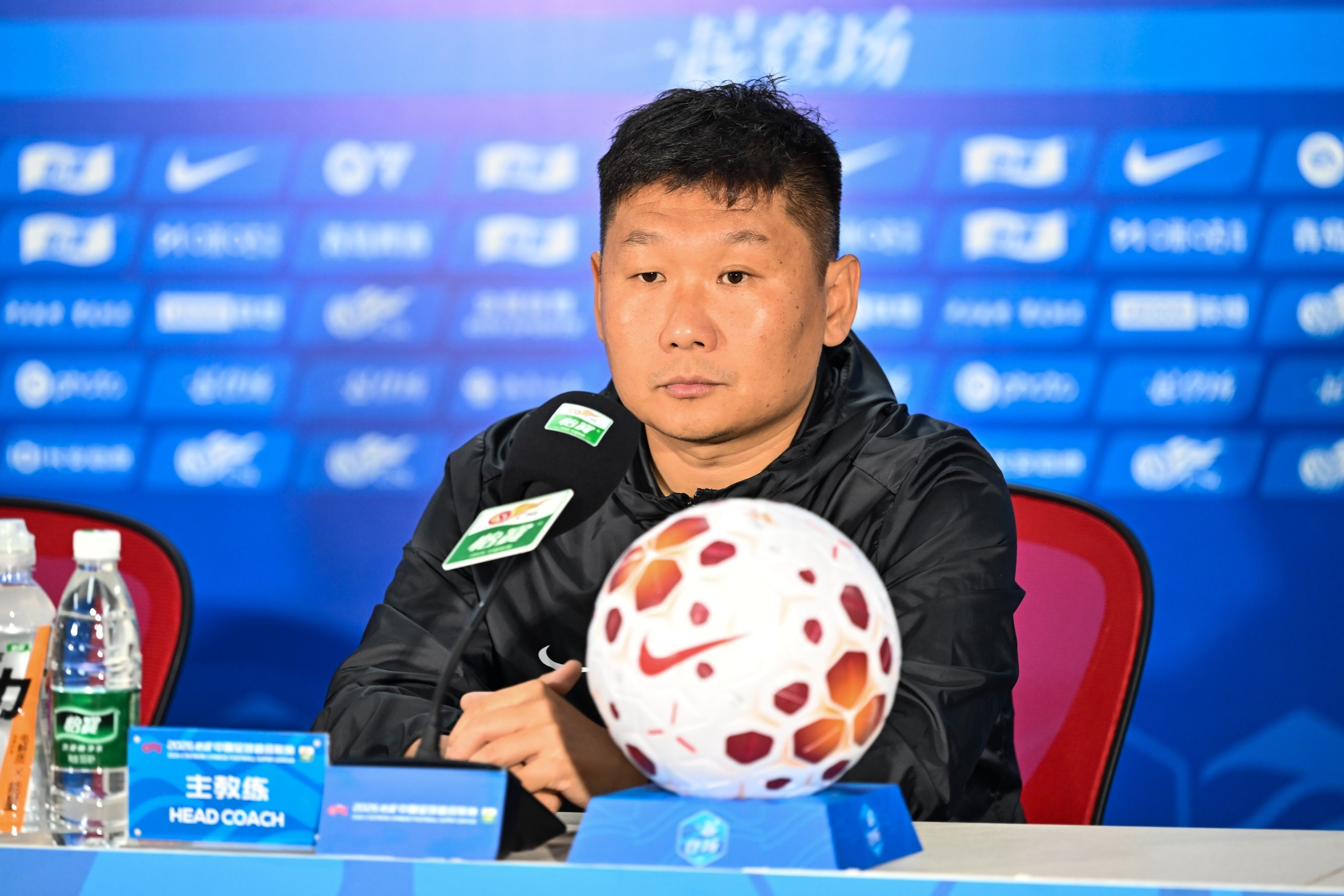 铜梁龙创纪录五人入选U23国足，刘建业训话：去国家队就要全力以赴
