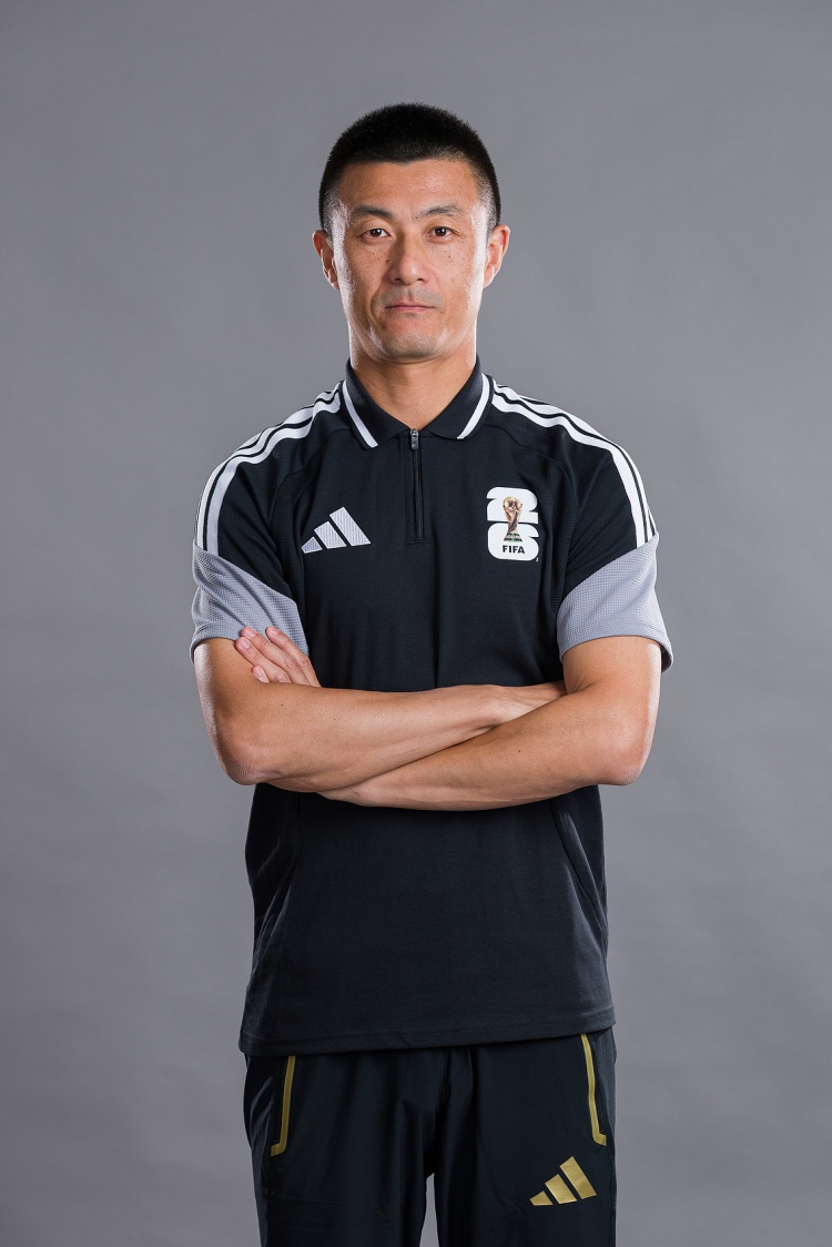 傅明世界杯首秀：担任澳大利亚vs土耳其SVAR